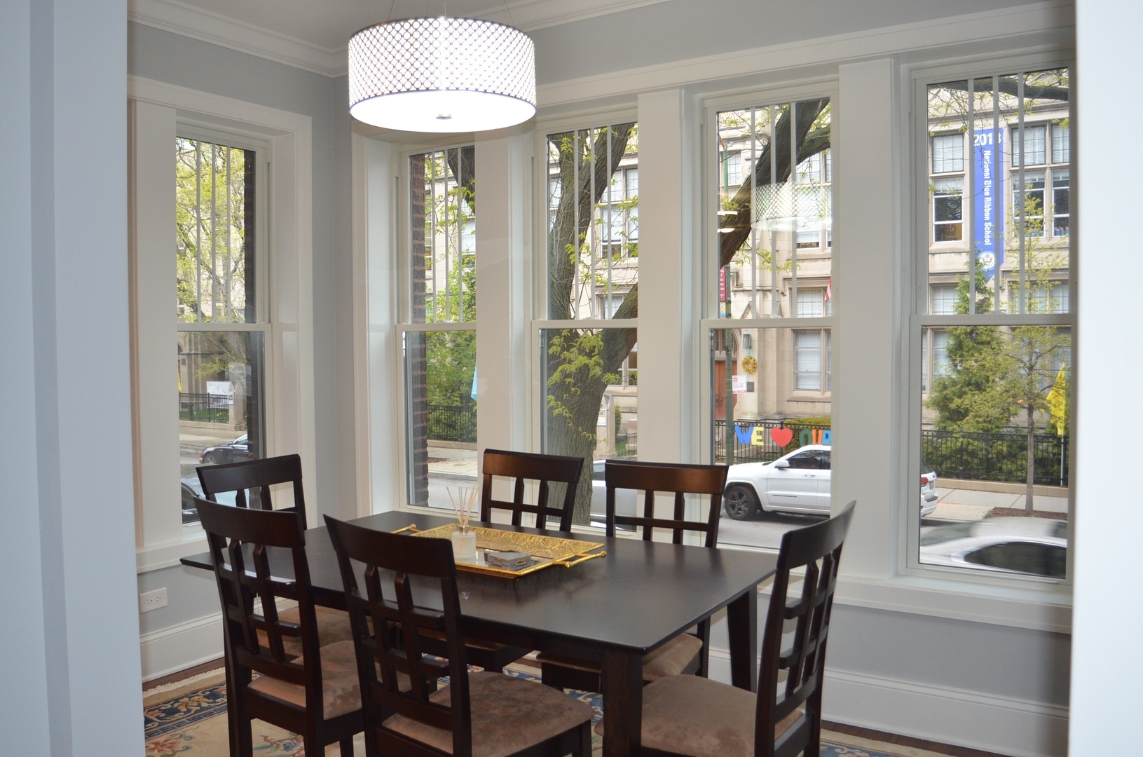 715 W Belmont Avenue 3F