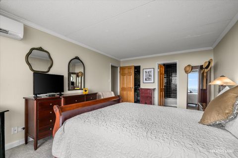 Tiny photo for 2005 S Finley Road #1209, Lombard, IL 60148 (MLS # 12424571)
