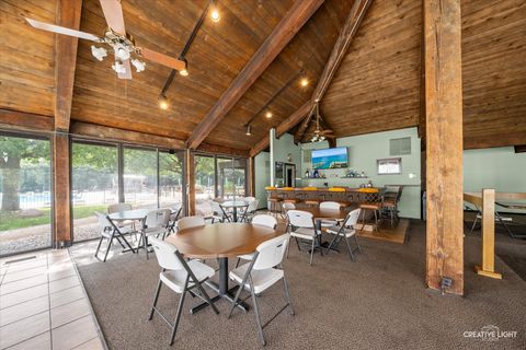Tiny photo for 2005 S Finley Road #1209, Lombard, IL 60148 (MLS # 12424571)