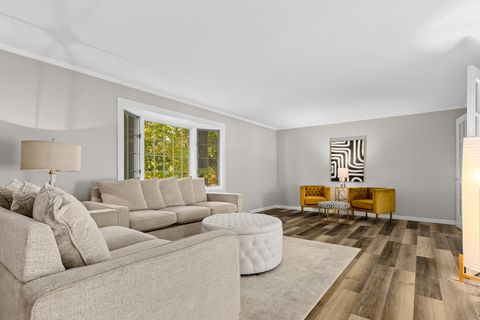 Tiny photo for 6616 N Greenmont Road, Peoria, IL 61614 (MLS # 12509321)