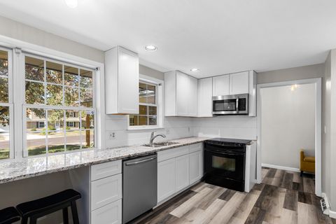 Tiny photo for 6616 N Greenmont Road, Peoria, IL 61614 (MLS # 12509321)