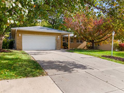 Tiny photo for 6616 N Greenmont Road, Peoria, IL 61614 (MLS # 12509321)