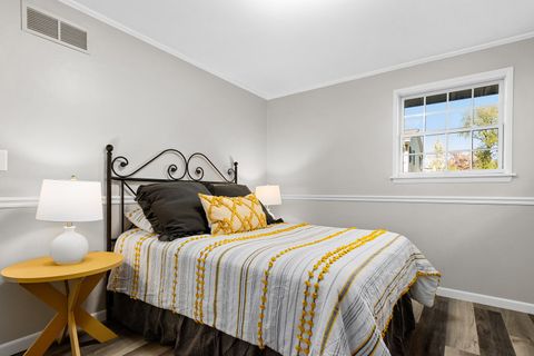 Tiny photo for 6616 N Greenmont Road, Peoria, IL 61614 (MLS # 12509321)