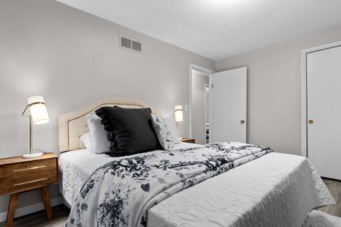 Tiny photo for 6616 N Greenmont Road, Peoria, IL 61614 (MLS # 12509321)