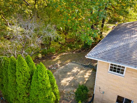 Tiny photo for 6616 N Greenmont Road, Peoria, IL 61614 (MLS # 12509321)