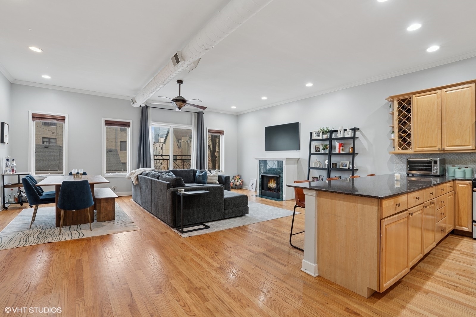 426 N Noble Street 3