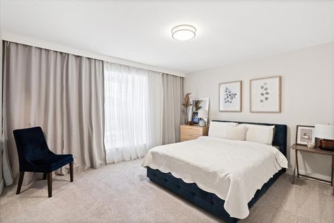 Tiny photo for 5200 Carriageway Drive #302, Rolling Meadows, IL 60008 (MLS # 12522740)