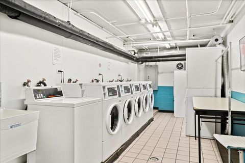 Tiny photo for 5200 Carriageway Drive #302, Rolling Meadows, IL 60008 (MLS # 12522740)