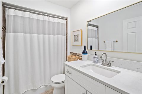 Tiny photo for 5200 Carriageway Drive #302, Rolling Meadows, IL 60008 (MLS # 12522740)