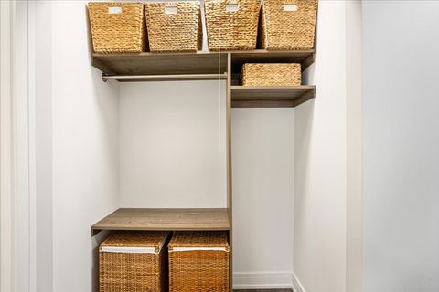 Tiny photo for 5200 Carriageway Drive #302, Rolling Meadows, IL 60008 (MLS # 12522740)