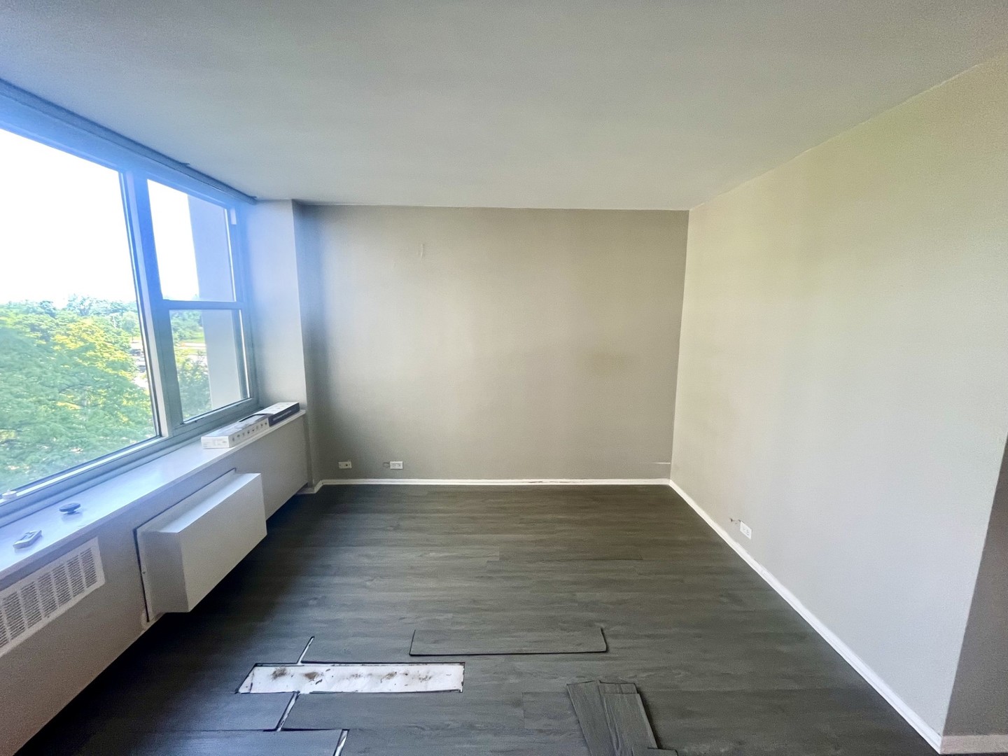 4250 N Marine Drive 505