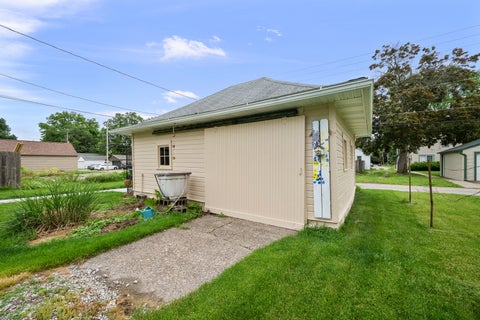 Tiny photo for 1537 43rd Street, Rock Island, IL 61201 (MLS # 12651640)