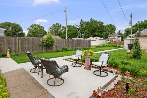 Tiny photo for 1537 43rd Street, Rock Island, IL 61201 (MLS # 12651640)