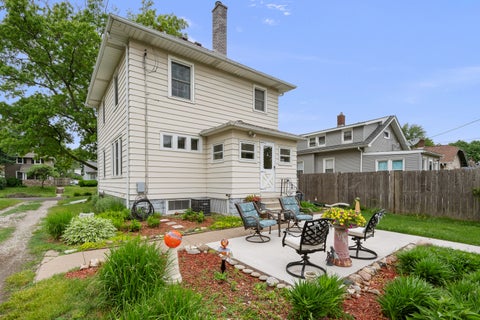 Tiny photo for 1537 43rd Street, Rock Island, IL 61201 (MLS # 12651640)