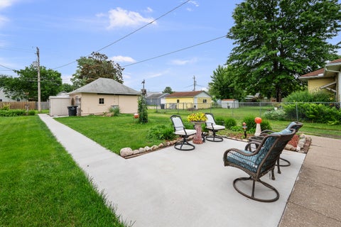 Tiny photo for 1537 43rd Street, Rock Island, IL 61201 (MLS # 12651640)