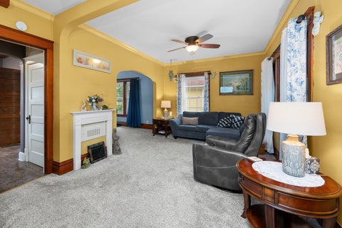 Tiny photo for 1537 43rd Street, Rock Island, IL 61201 (MLS # 12651640)