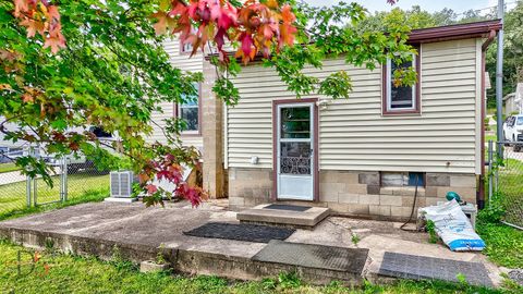 Tiny photo for 414 W Bluff Street, Marseilles, IL 61341 (MLS # 12459675)