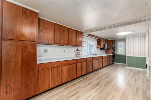 Tiny photo for 414 W Bluff Street, Marseilles, IL 61341 (MLS # 12459675)