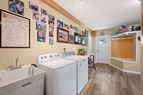 Tiny photo for 2111 Bosworth Lane, Northfield, IL 60093 (MLS # 12713141)