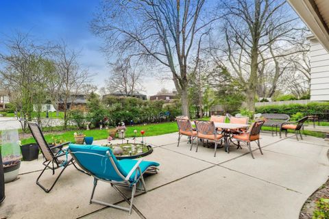 Tiny photo for 2412 Happy Hollow Road, Glenview, IL 60026 (MLS # 12651386)