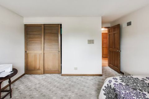 Tiny photo for 2412 Happy Hollow Road, Glenview, IL 60026 (MLS # 12651386)