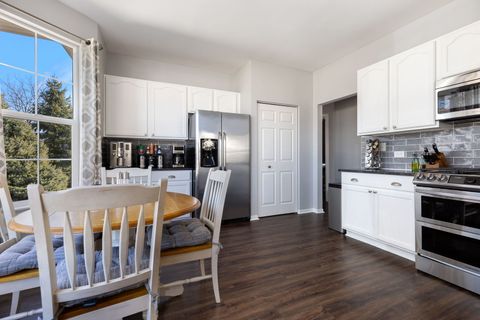 Tiny photo for 922 Summit Creek Drive, Shorewood, IL 60404 (MLS # 12579580)