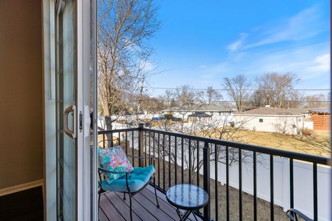 Tiny photo for 922 Summit Creek Drive, Shorewood, IL 60404 (MLS # 12579580)
