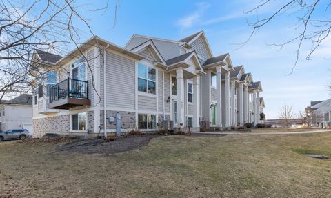 Tiny photo for 922 Summit Creek Drive, Shorewood, IL 60404 (MLS # 12579580)