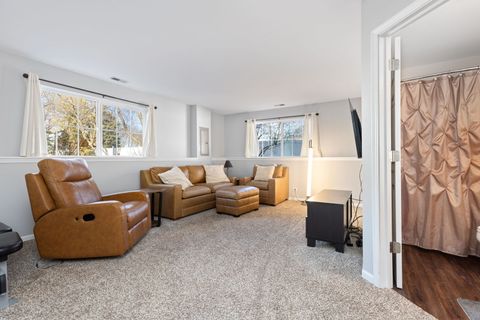 Tiny photo for 922 Summit Creek Drive, Shorewood, IL 60404 (MLS # 12579580)