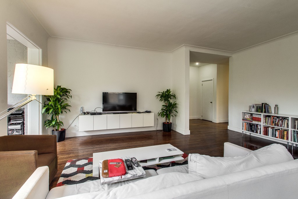 1145 E Hyde Park Boulevard 2A