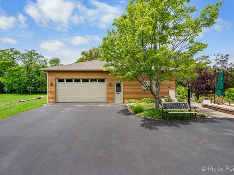 Tiny photo for 28 Tomahawk Trail, Oswego, IL 60543 (MLS # 12689960)