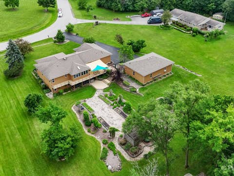Tiny photo for 28 Tomahawk Trail, Oswego, IL 60543 (MLS # 12689960)