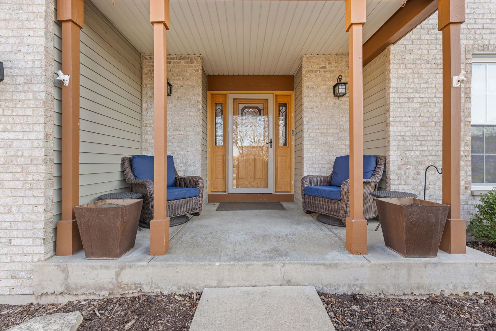 1848 Maple Glen Drive