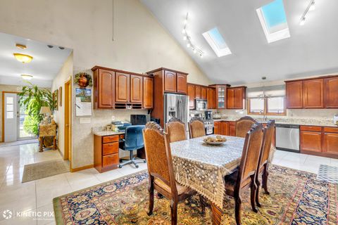 Tiny photo for 8619 Linder Avenue, Burbank, IL 60459 (MLS # 12508201)