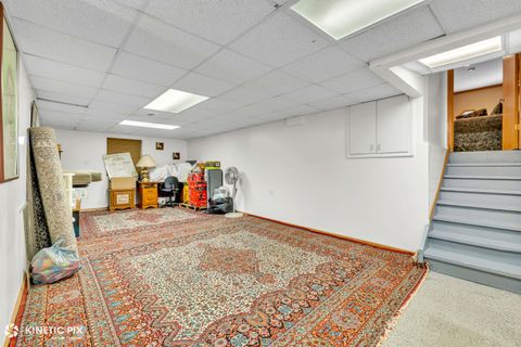 Tiny photo for 8619 Linder Avenue, Burbank, IL 60459 (MLS # 12508201)