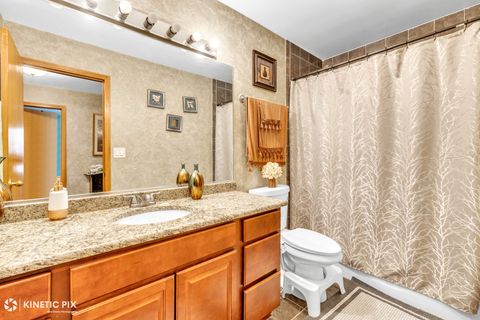 Tiny photo for 8619 Linder Avenue, Burbank, IL 60459 (MLS # 12508201)