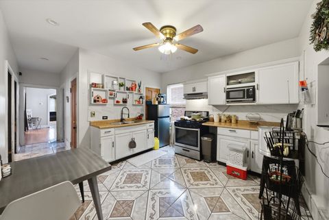 Tiny photo for 5942 S California Avenue, Chicago, IL 60629 (MLS # 12584688)