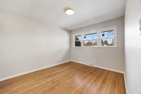 Tiny photo for 6733 W 88th Street, Oak Lawn, IL 60453 (MLS # 12542465)