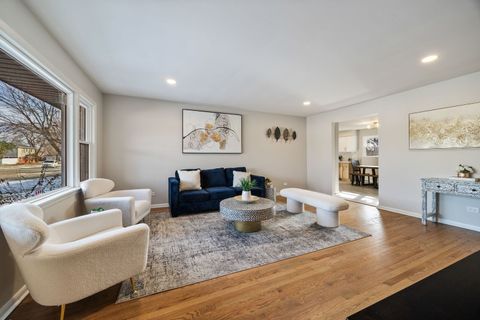 Tiny photo for 6733 W 88th Street, Oak Lawn, IL 60453 (MLS # 12542465)