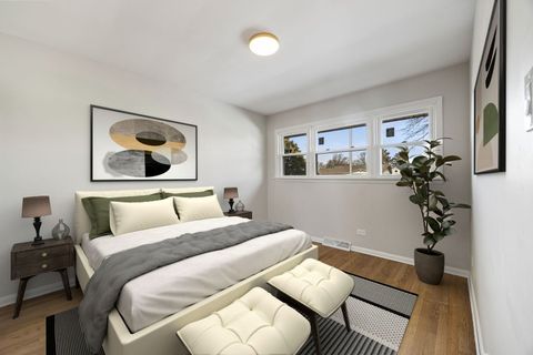 Tiny photo for 6733 W 88th Street, Oak Lawn, IL 60453 (MLS # 12542465)