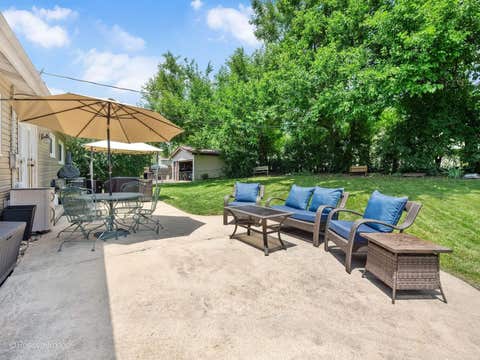 Tiny photo for 422 Walnut Drive, Streamwood, IL 60107 (MLS # 12693263)