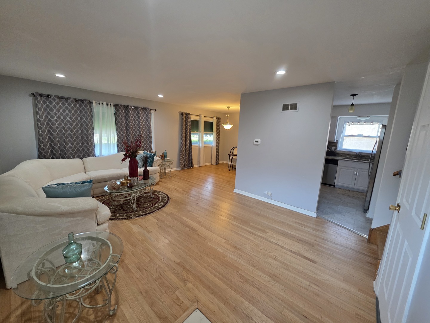 15647 Mutual Terrace