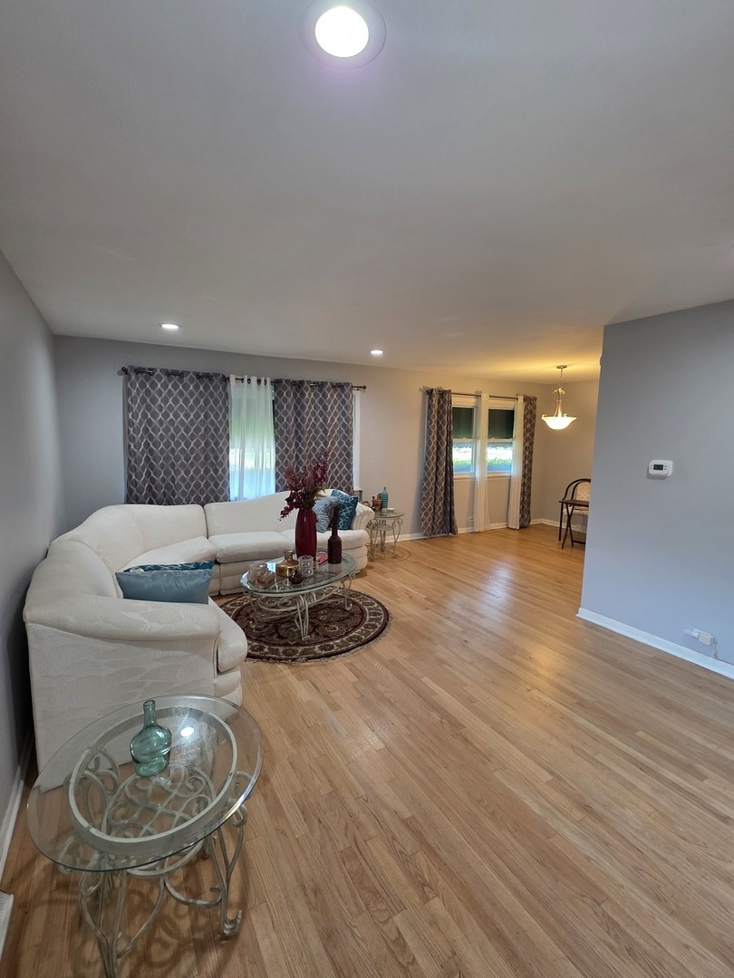 15647 Mutual Terrace