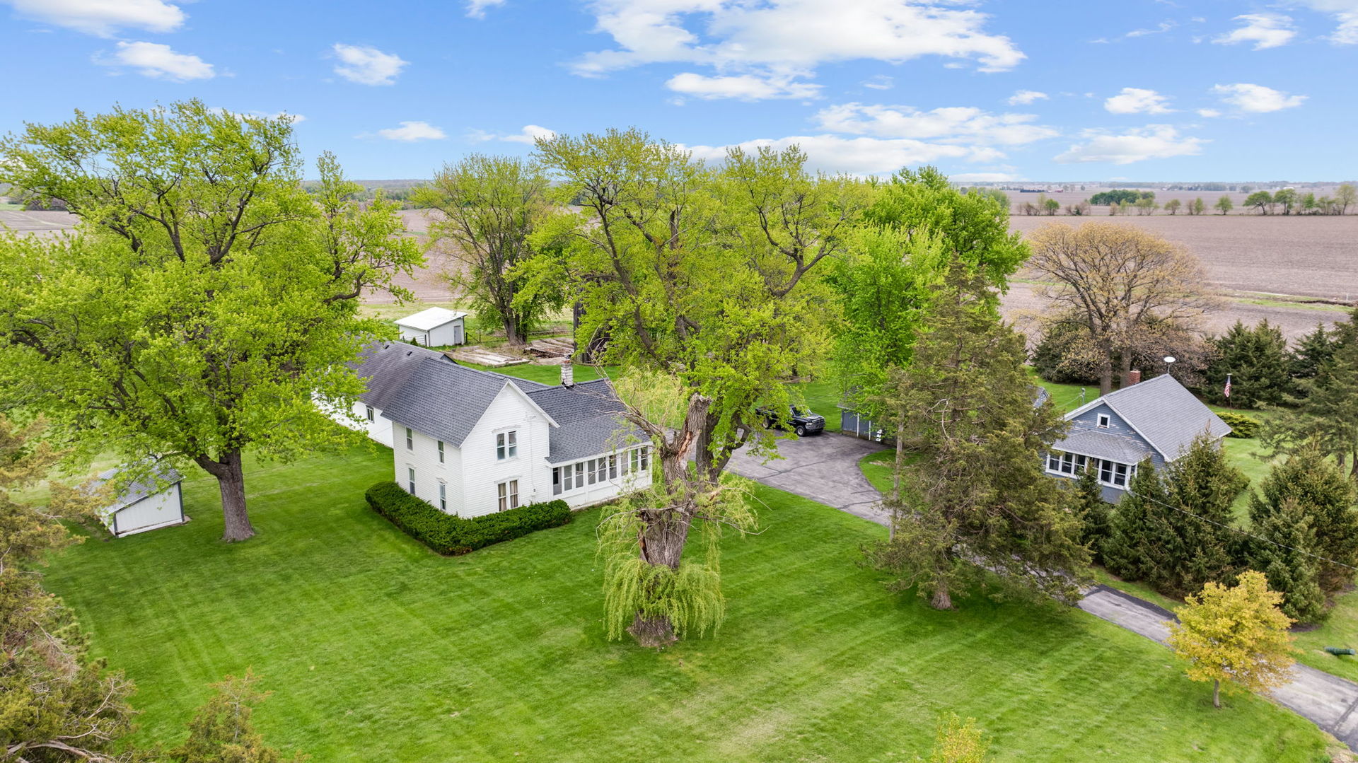 Properties 4 8162 S Perryville Road