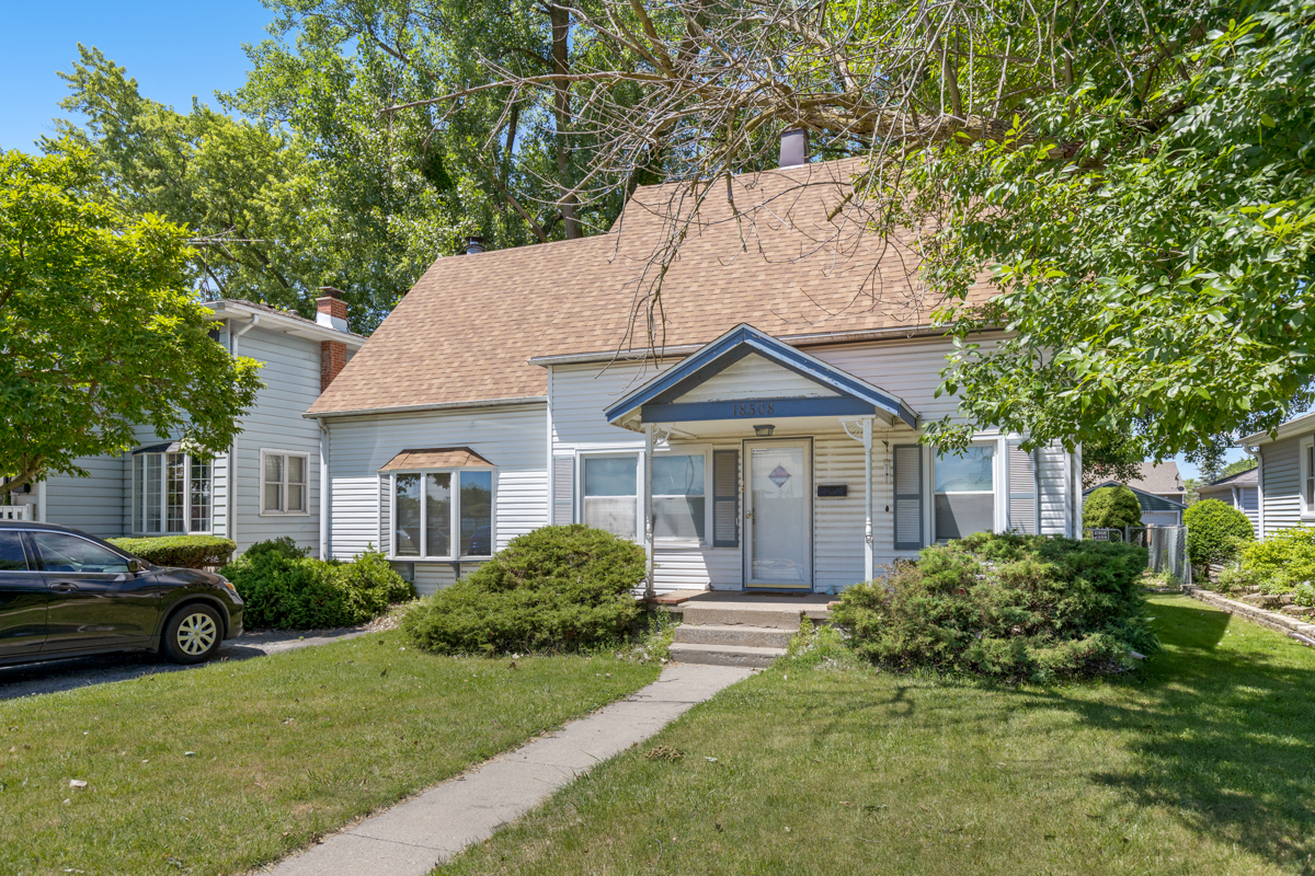 View Lansing, IL 60438 house