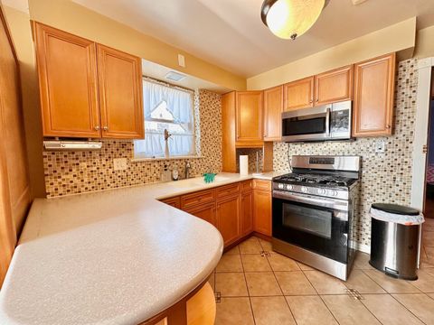 Tiny photo for 4131 W 81st Place, Chicago, IL 60652 (MLS # 12542290)