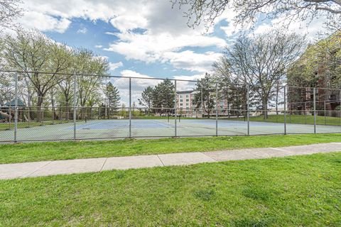 Tiny photo for 263 S Clubhouse Drive #110, Palatine, IL 60074 (MLS # 12537646)