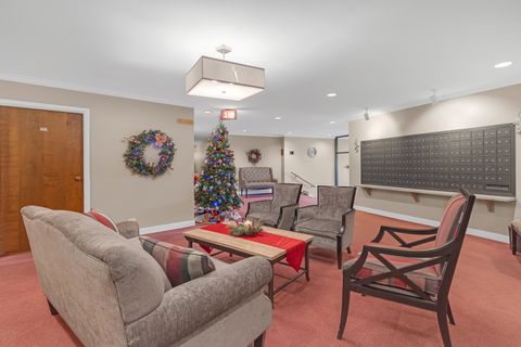 Tiny photo for 263 S Clubhouse Drive #110, Palatine, IL 60074 (MLS # 12537646)