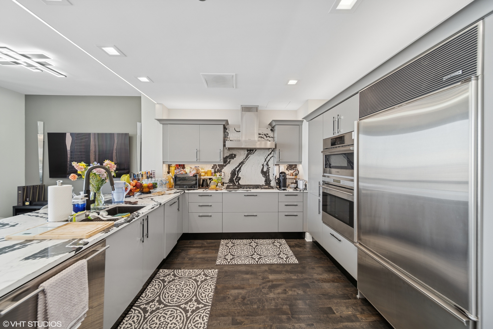 401 N Wabash Avenue 37C