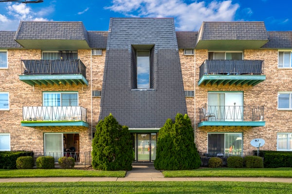 5500 W 127TH ST APT 5, ALSIP, IL 60803 - Image cde3e8ddd87f50d2af4d38d0a4a77196/3179547791